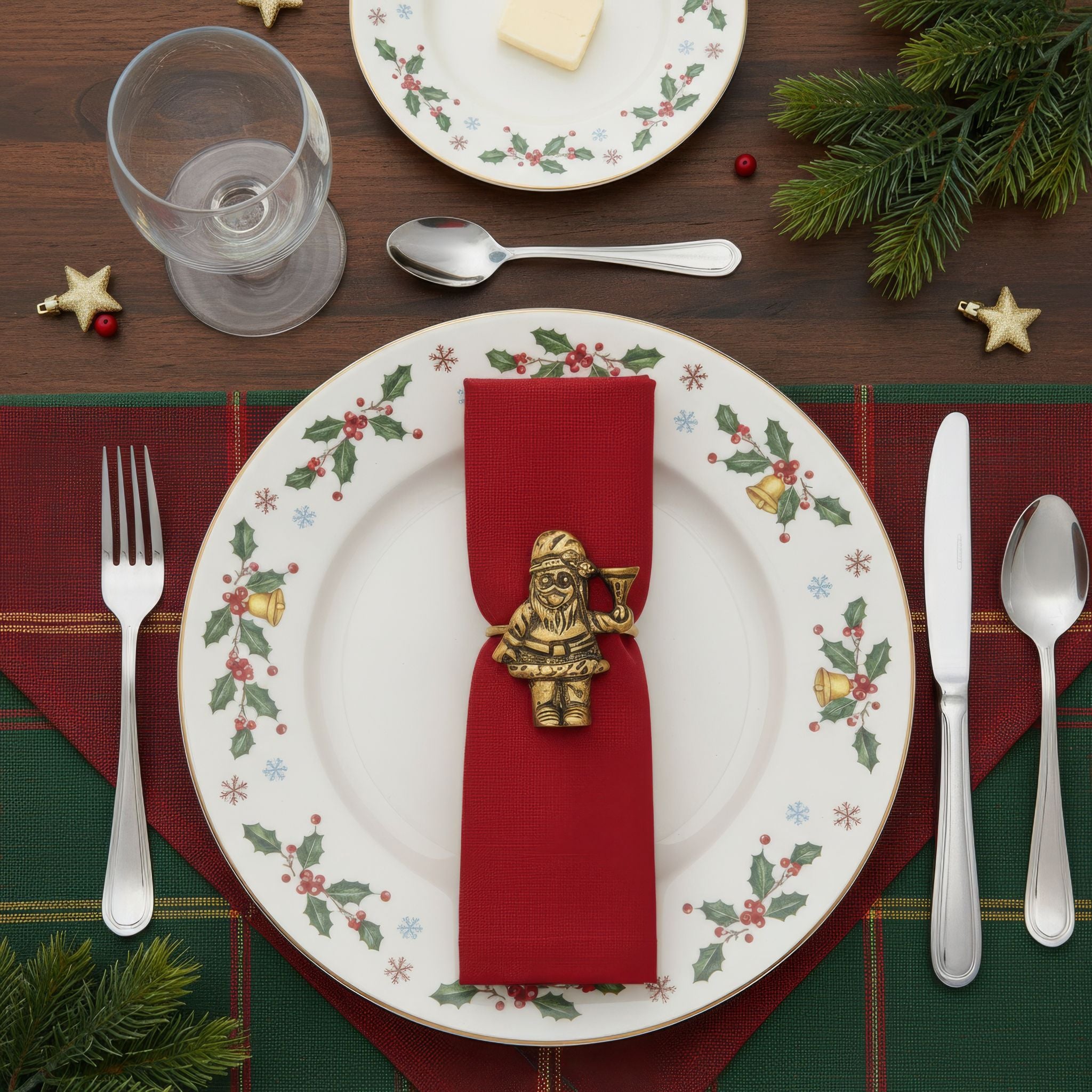 Antique Gold Santa Napkin Rings – Elegant Metal Table Decoration (Set of 4)