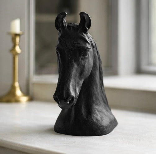 Valor Decorative Horse Figurine – Aluminum Animal Ornament