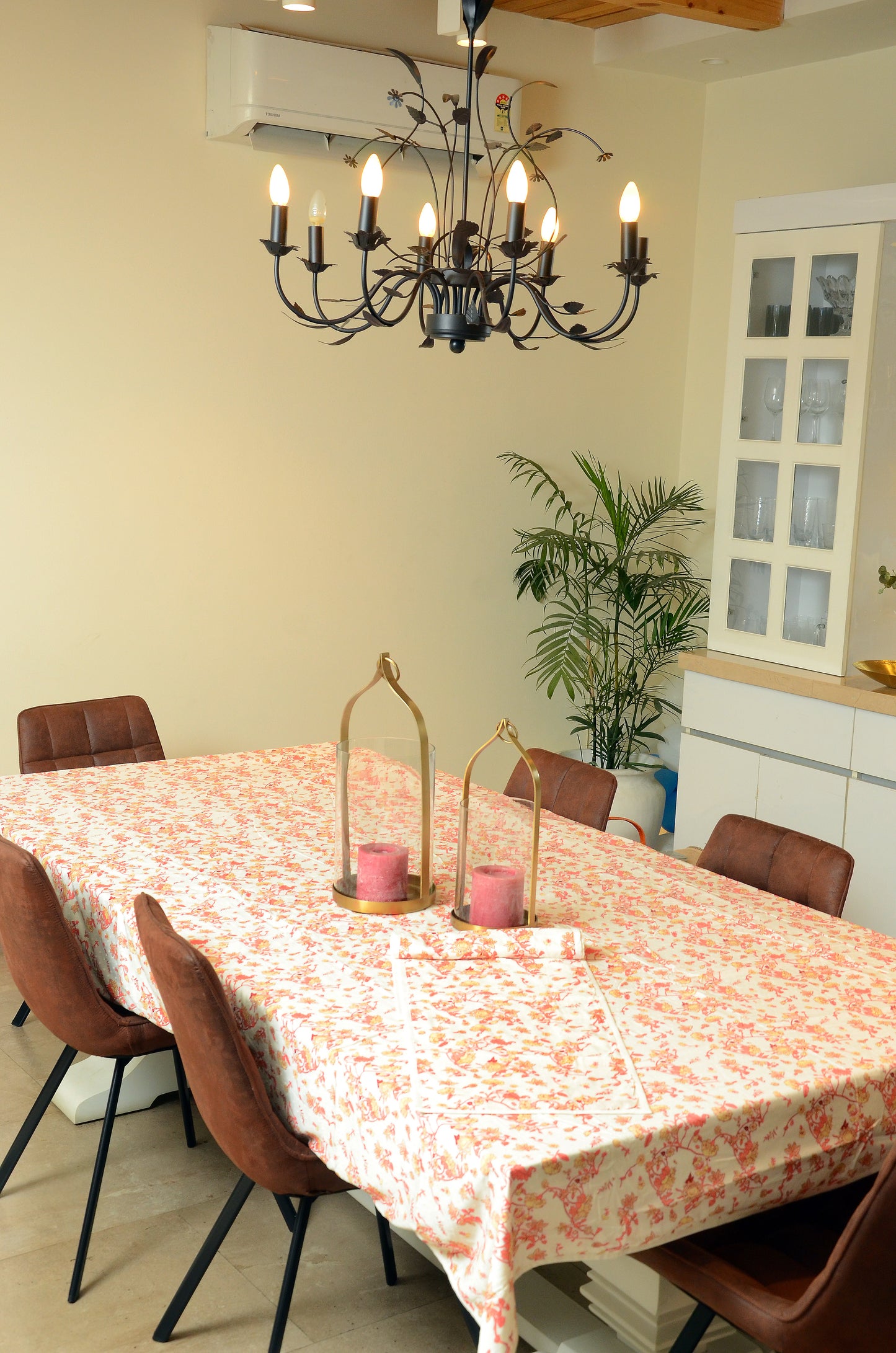 Rosalya Printed Tablecloth