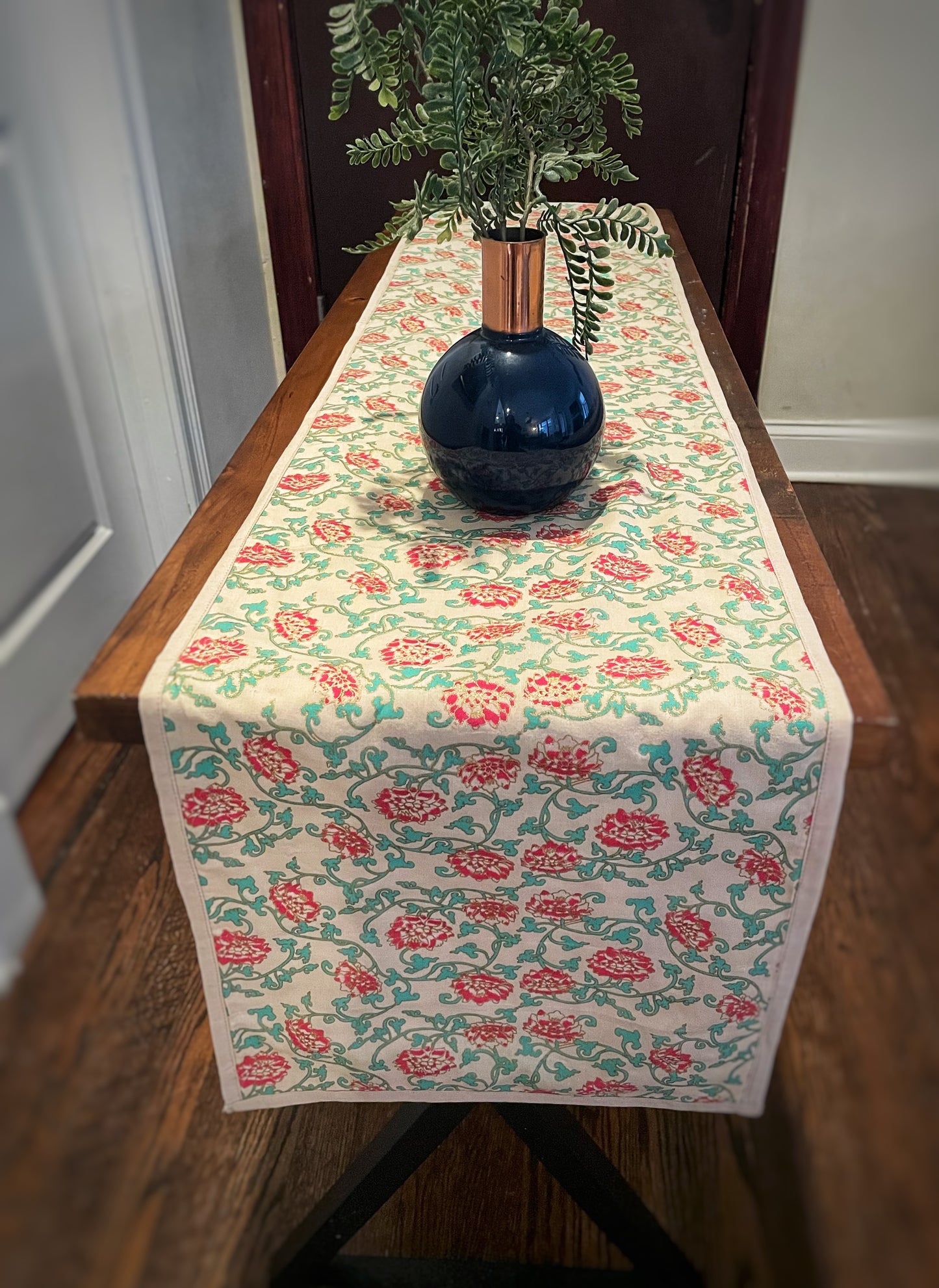 Aster Table Runner