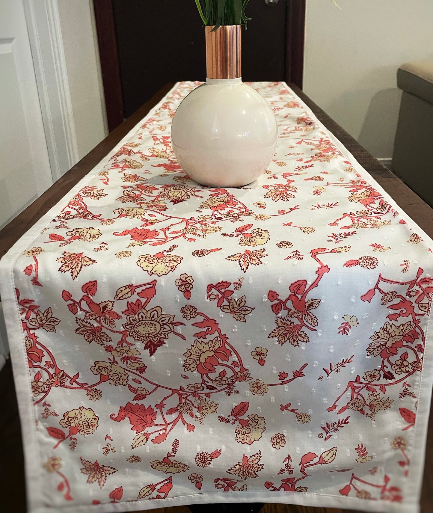 Rosalya Table Runner