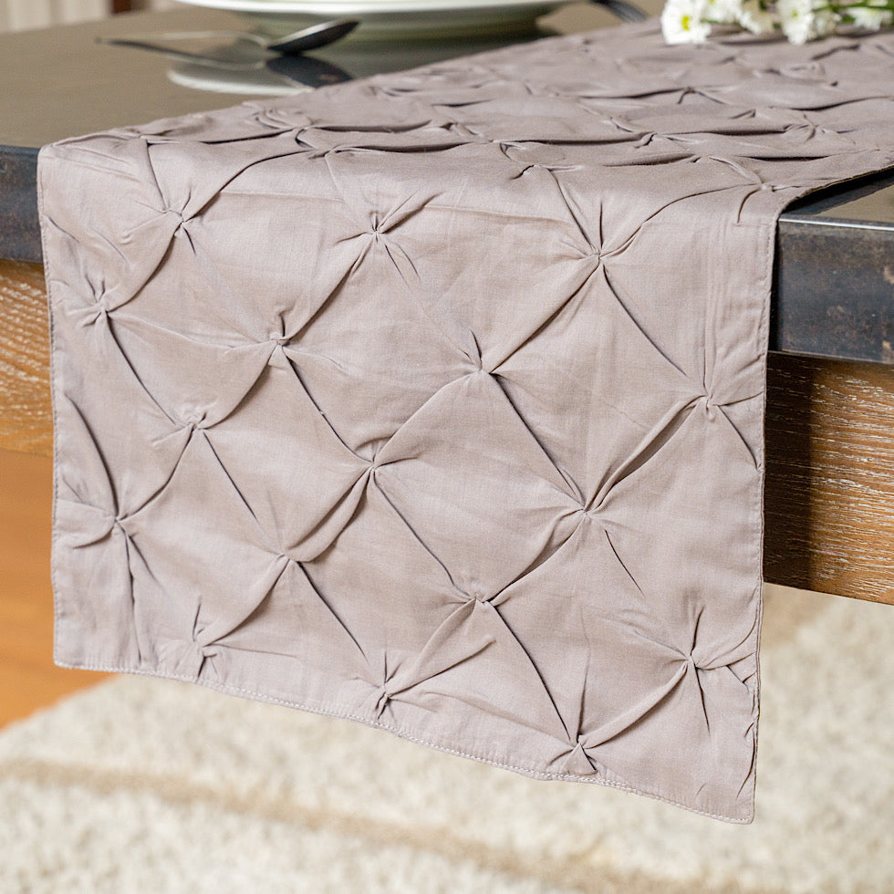 Amara Table Runner